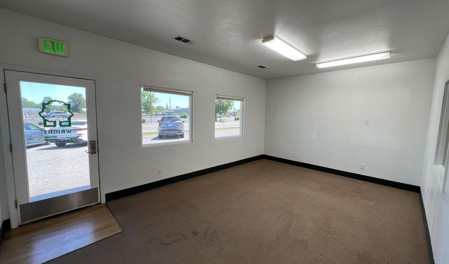 3090 W Center St, Anderson, CA 96007 - 0 Beds, 0 Bath