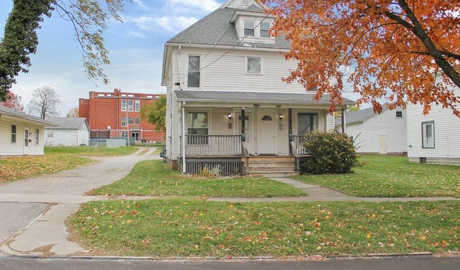 328 W 4th St, Ashland, OH 44805 - 5 Beds, 2 Bath