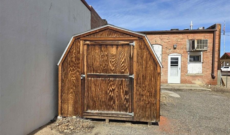 417 W C St, Basin, WY 82410 - 0 Beds, 0 Bath