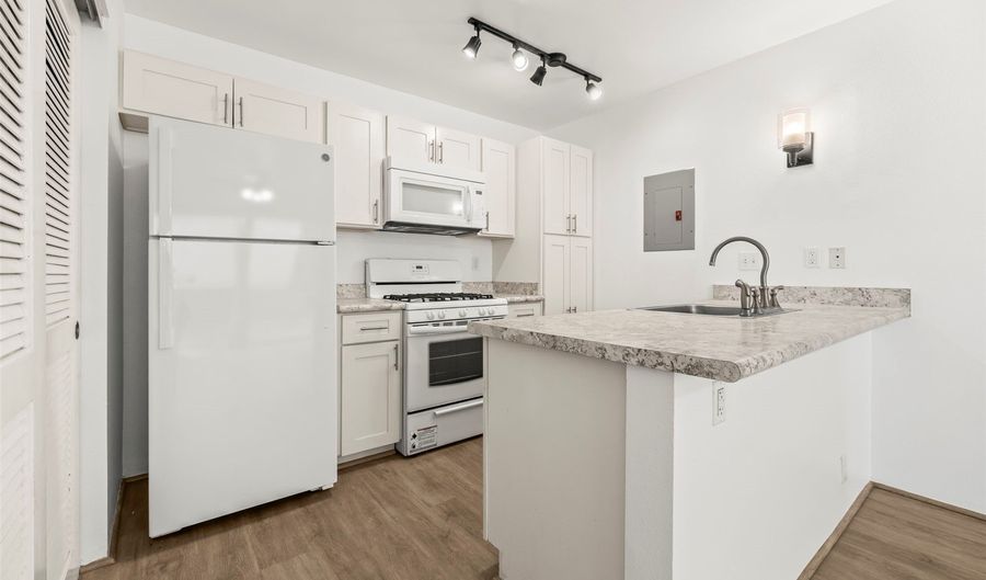 91-1135 Puamaeole St 20C, Ewa Beach, HI 96706 - 1 Beds, 1 Bath