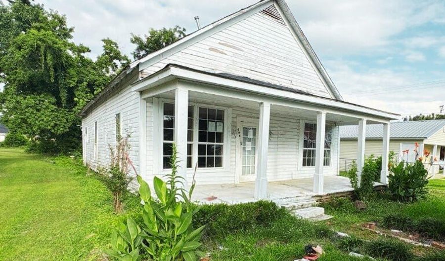 604 Central Ave, Belzoni, MS 39038 - 3 Beds, 1 Bath