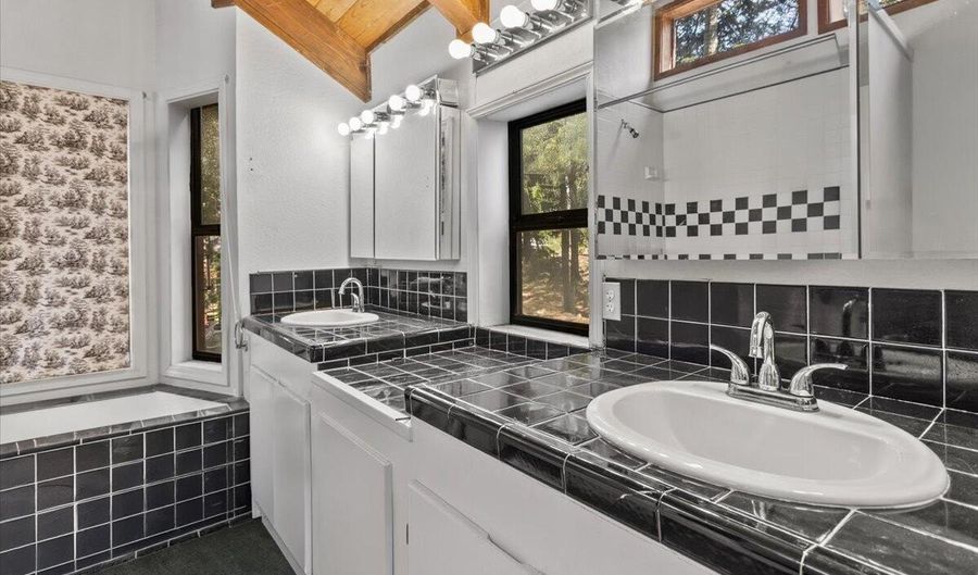 650 Tumbleweed Cir, Incline Village, NV 89451 - 3 Beds, 2 Bath