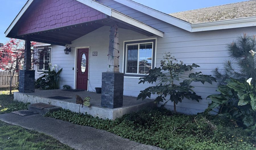 515 MEMORY Ln, Brookings, OR 97415 - 3 Beds, 2 Bath