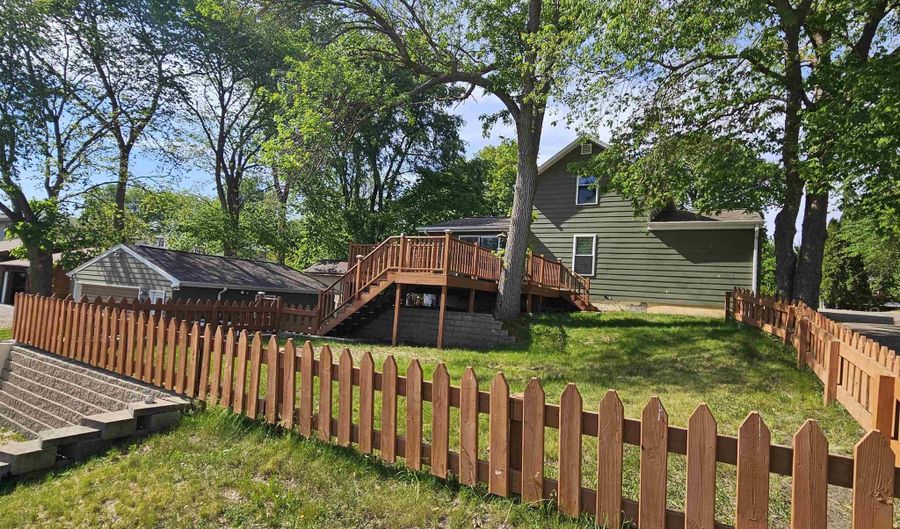 142 Forest Park Rd, Arnolds Park, IA 51331 - 3 Beds, 1 Bath