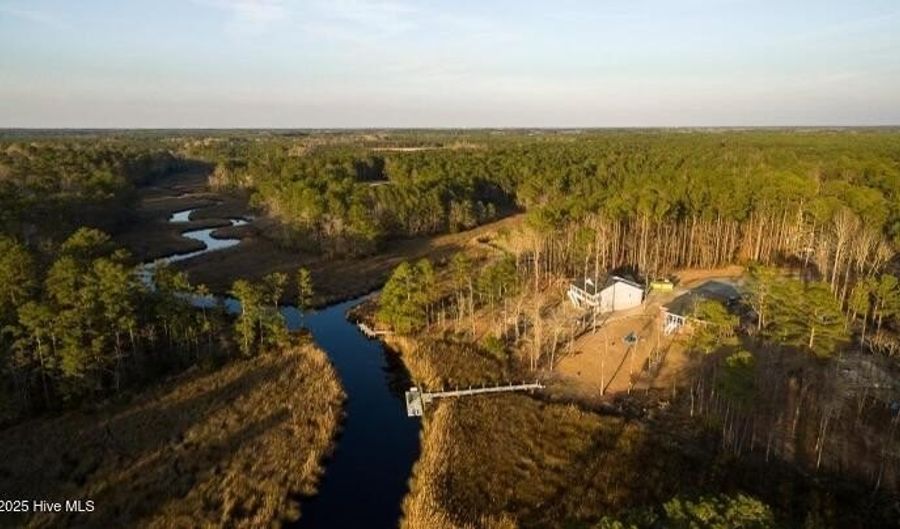 1044 Mill Creek Rd, Minnesott Beach, NC 28510 - 3 Beds, 3 Bath