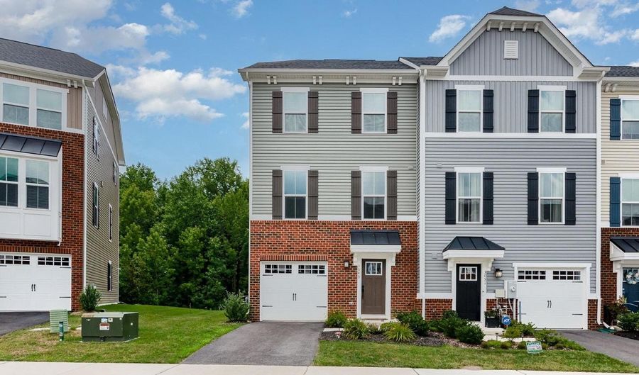 3049 STRASBAUGH Dr, Bel Air, MD 21015 - 3 Beds, 3 Bath