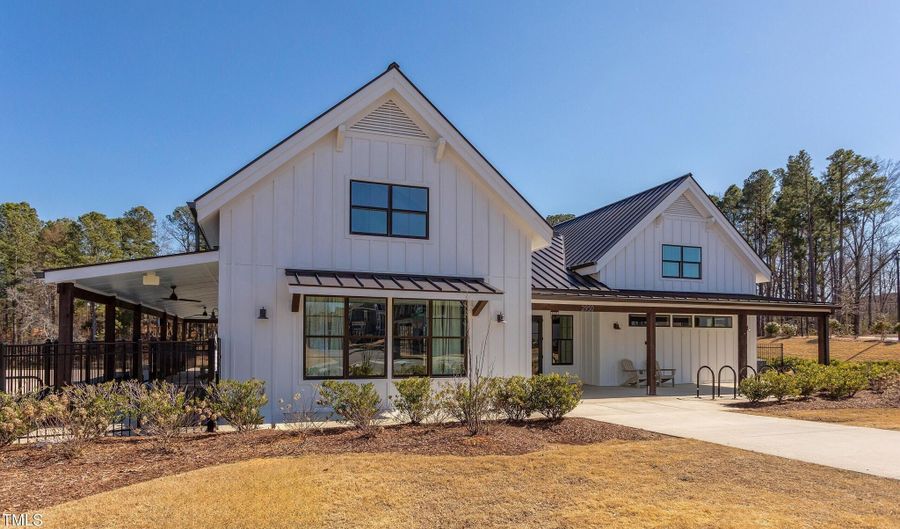 1240 Barn Cat Way Way, Apex, NC 27502 - 4 Beds, 4 Bath