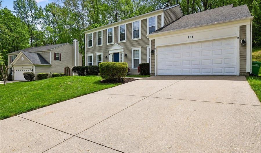 903 BROOK St, Accokeek, MD 20607 - 5 Beds, 3 Bath