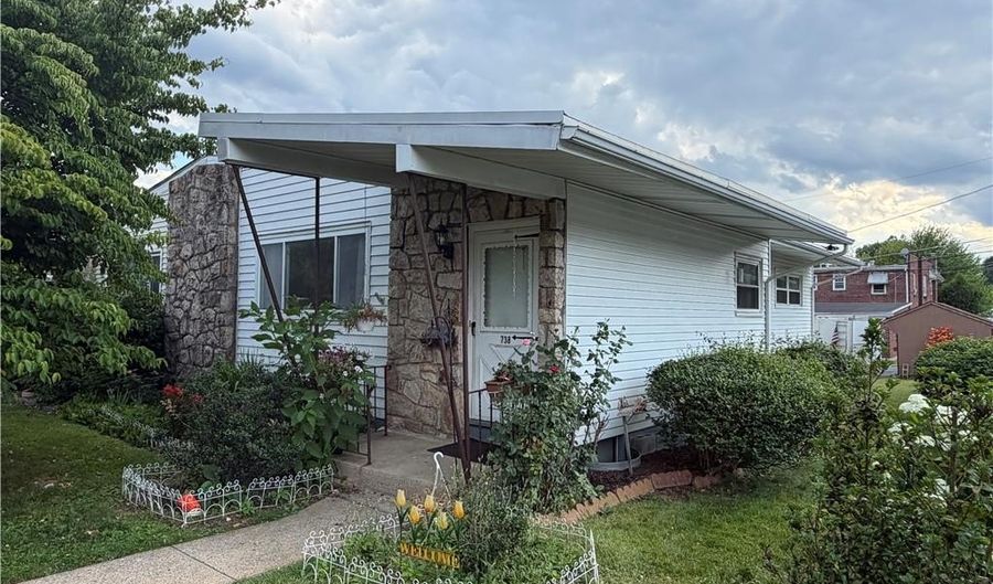 738 N Saint Lucas St, Allentown, PA 18104 - 3 Beds, 2 Bath