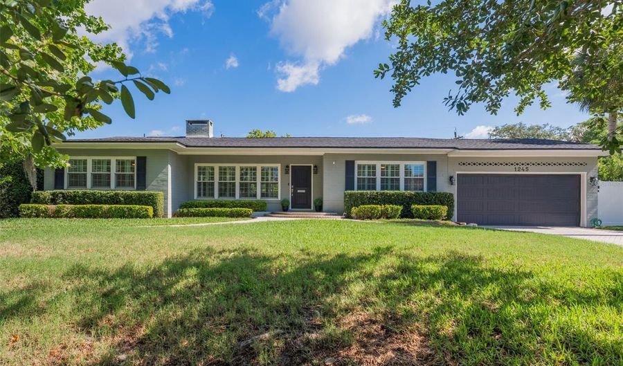 1245 MUNSTER St, Orlando, FL 32803 - 4 Beds, 3 Bath