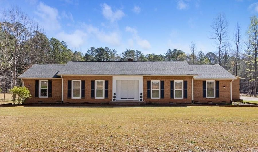 2083 Mt. Carmel Rd, Abbeville, SC 29620 - 3 Beds, 2 Bath