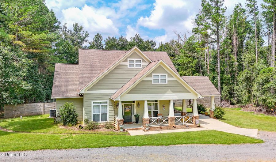 3131 Hwy 43 N, Brandon, MS 39047 - 5 Beds, 3 Bath