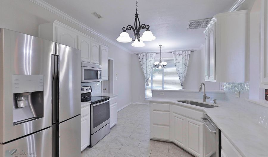 342 Pilgrim Rd, Abilene, TX 79602 - 4 Beds, 3 Bath