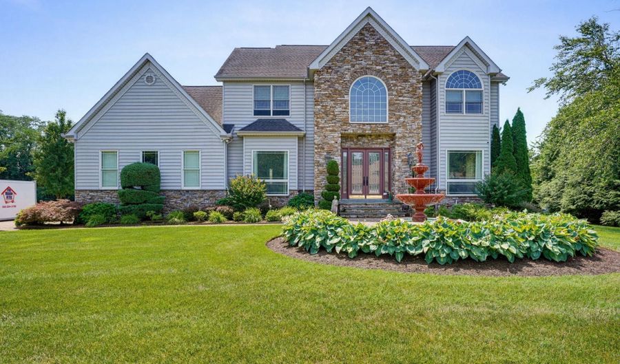 1825 WINDSWEPT Cir, Dover, DE 19901 - 3 Beds, 4 Bath