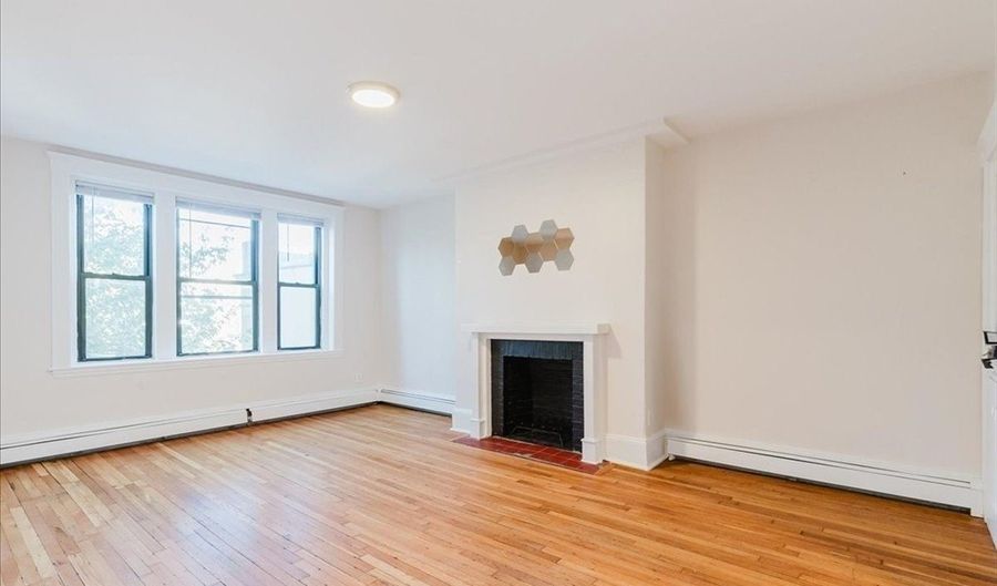 1680 Commonwealth Ave 2, Boston, MA 02135 - 4 Beds, 1 Bath