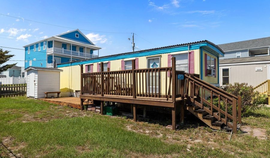 524 E Fort Macon Rd, Atlantic Beach, NC 28512 - 2 Beds, 1 Bath