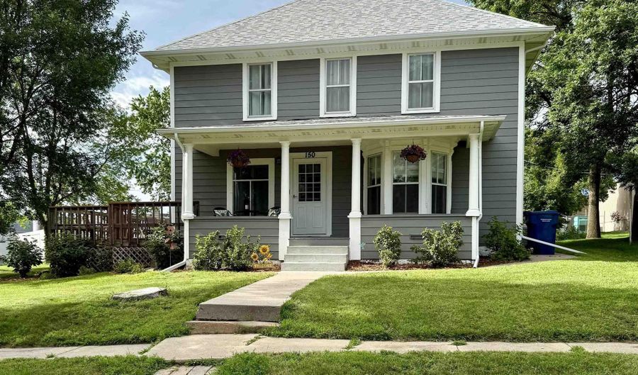 150 Nidaros Ave, Baltic, SD 57003 - 3 Beds, 2 Bath