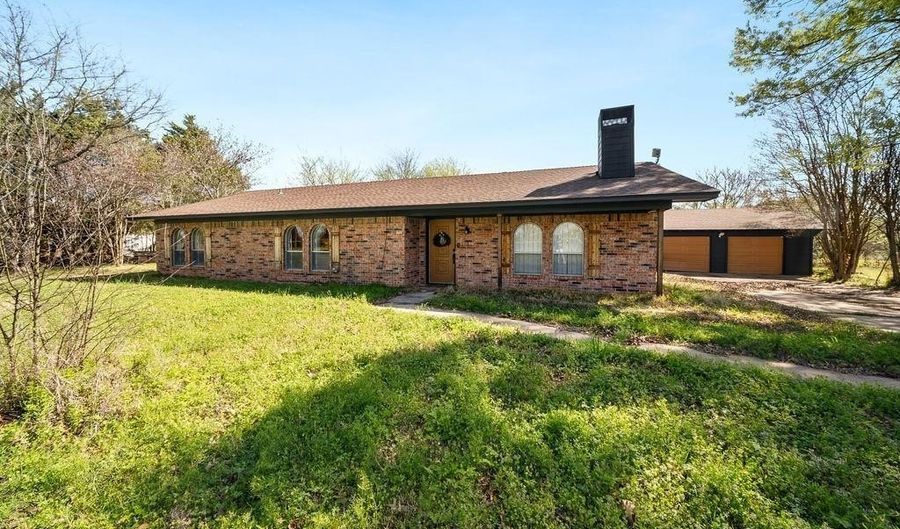 1132 N FM 17, Alba, TX 75410 - 4 Beds, 2 Bath
