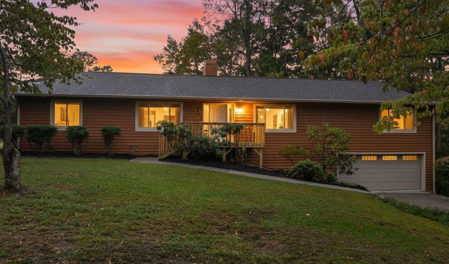 3320 Hazelwood Ct, Baneberry, TN 37890 - 3 Beds, 2 Bath
