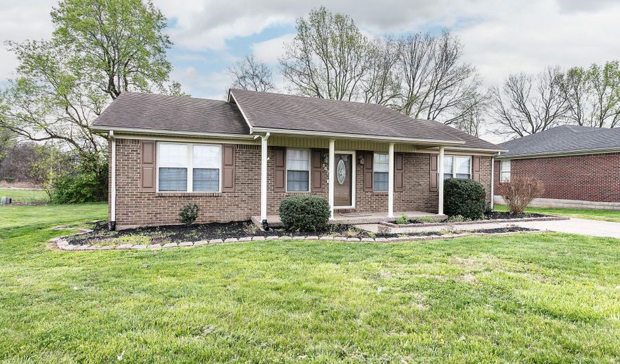 147 Caldwell Ave, Bardstown, KY 40004 - 3 Beds, 2 Bath