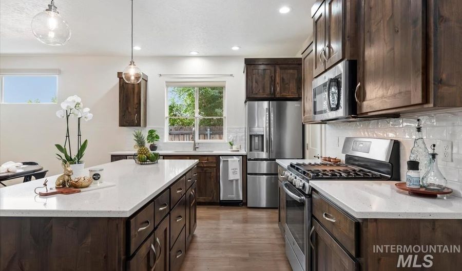 9617 W De Witt St, Boise, ID 83704 - 3 Beds, 2 Bath