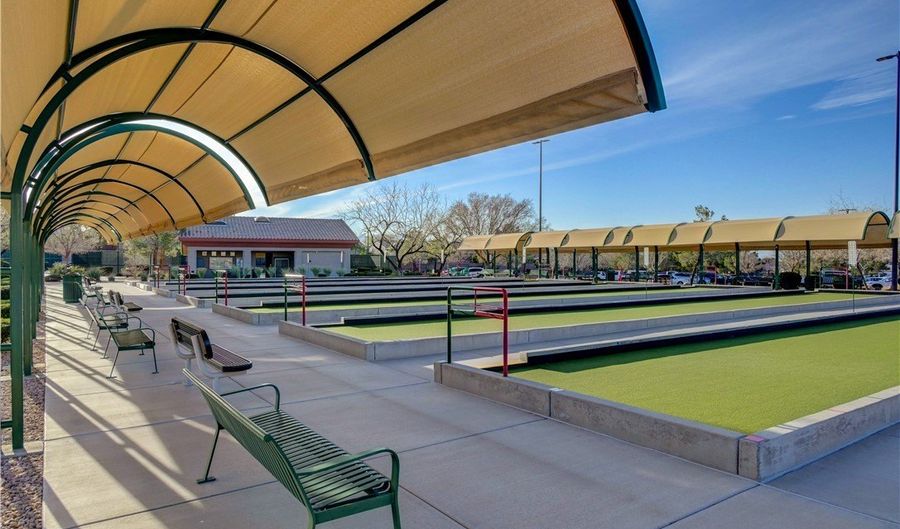 2370 Rosendale Village Ave, Henderson, NV 89052 - 3 Beds, 4 Bath
