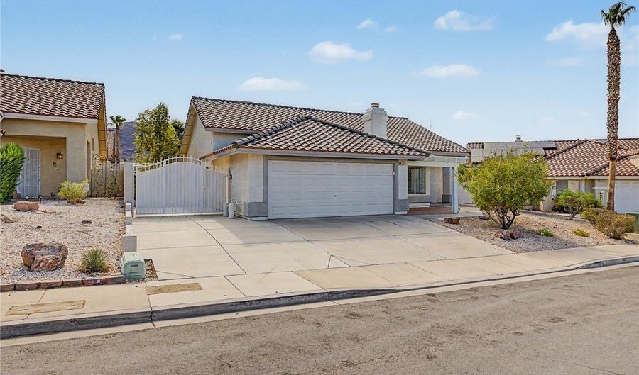 825 Cypress Pines Way, Henderson, NV 89002 - 3 Beds, 2 Bath