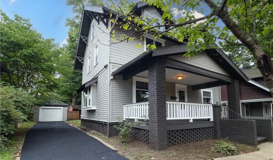 129 Corson Ave, Akron, OH 44302 - 4 Beds, 3 Bath