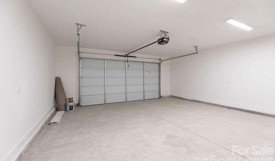 4018 Deerstone Ln, Clover, SC 29710 - 3 Beds, 2 Bath