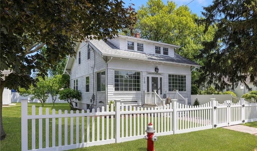 110 Spofford Ave, Warwick, RI 02888 - 3 Beds, 2 Bath