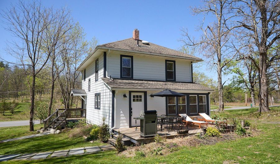 37 Tow Path Rd, Accord, NY 12404 - 3 Beds, 2 Bath