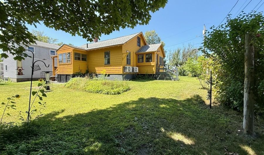 1 Vickery St, Augusta, ME 04330 - 2 Beds, 1 Bath