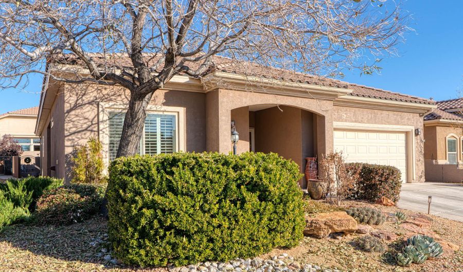 1047 EVENING PRIMROSE Ln, Bernalillo, NM 87004 - 2 Beds, 3 Bath