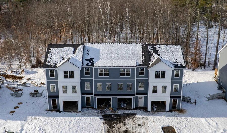 14 C The Crossings At Village Ctr, Barrington, NH 03825 - 2 Beds, 2 Bath