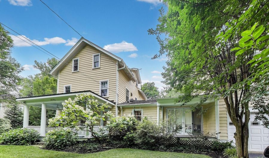 5809 GROSVENOR Ln, Bethesda, MD 20814 - 5 Beds, 5 Bath