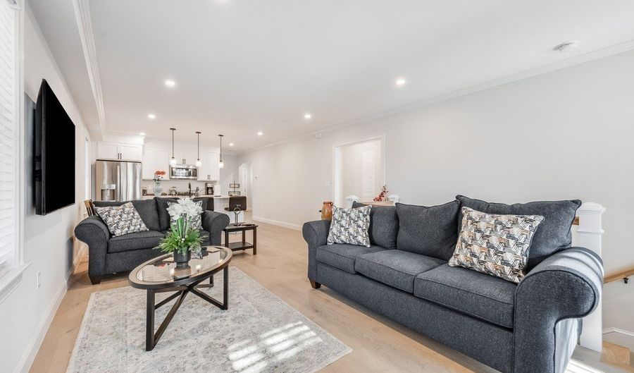 34 Perthshire 34, Boston, MA 02135 - 6 Beds, 3 Bath