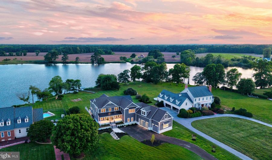 11010 TRAPPE CREEK Dr, Berlin, MD 21811 - 6 Beds, 7 Bath