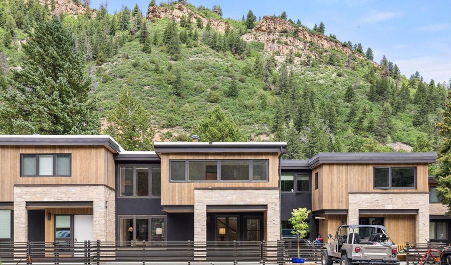 1501 Maroon Creek Rd #2, Aspen, CO 81611 - 3 Beds, 2 Bath