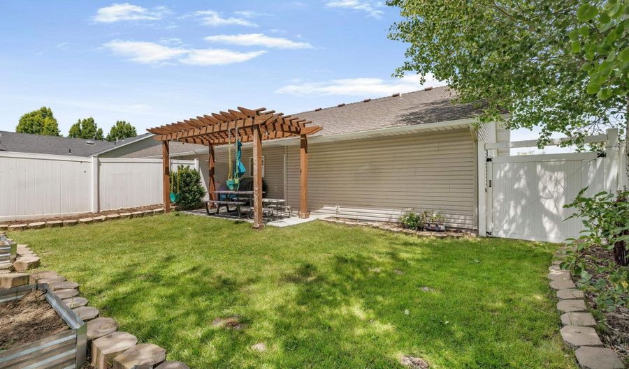 509 Gwen Loop, Blackfoot, ID 83221 - 2 Beds, 2 Bath