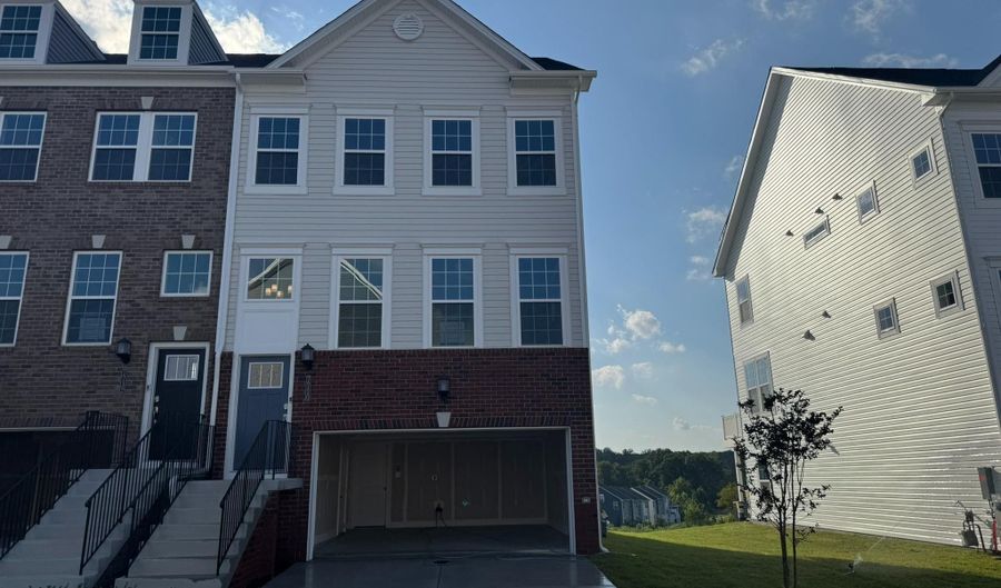7730 MEANDER Ct, Baltimore, MD 21244 - 3 Beds, 4 Bath