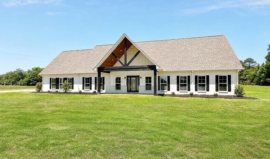 2624 Hwy 370, Baldwyn, MS 38824 - 4 Beds, 3 Bath