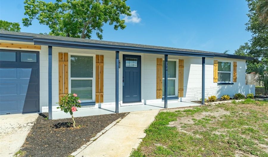 6304 FLORIDA Cir W, Apollo Beach, FL 33572 - 3 Beds, 1 Bath
