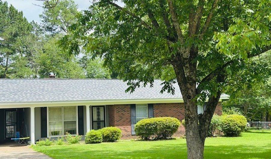 117 Hemlock Rd, Batesville, MS 38606 - 3 Beds, 2 Bath