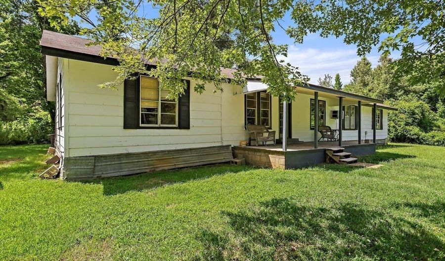 3515 Johnson Line Rd, Bolton, MS 39041 - 3 Beds, 2 Bath