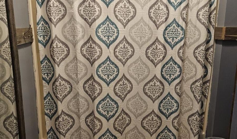 838 Rebecca Ct, Alford, FL 32420 - 3 Beds, 2 Bath