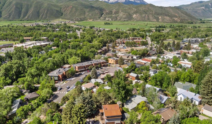 217 Longhorn Ln, Basalt, CO 81621 - 3 Beds, 2 Bath