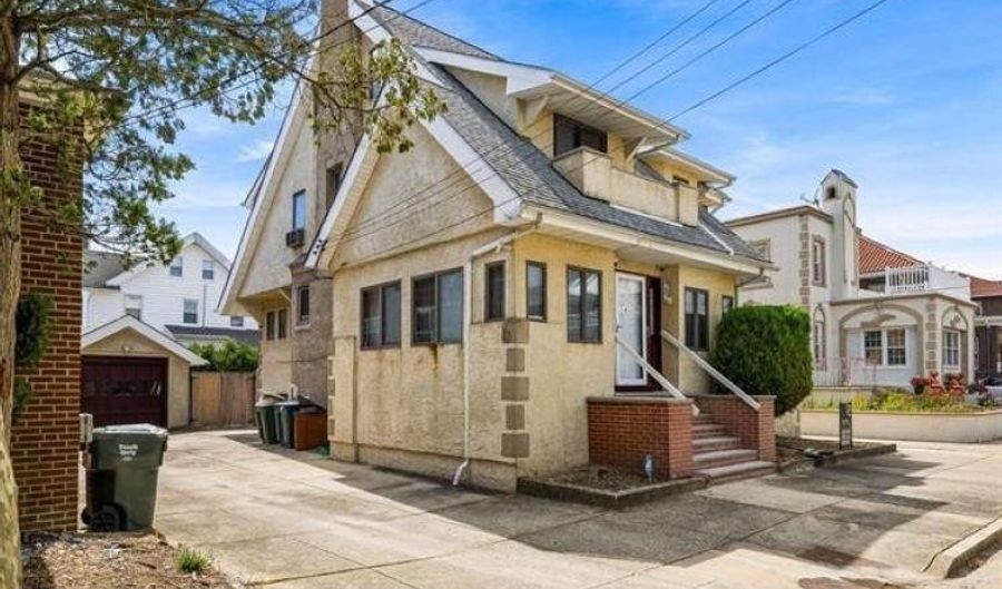 12 N Tallahassee Ave, Atlantic City, NJ 08401 - 5 Beds, 4 Bath