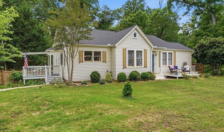 205 Myrtle Ave, Belton, SC 29627 - 3 Beds, 2 Bath
