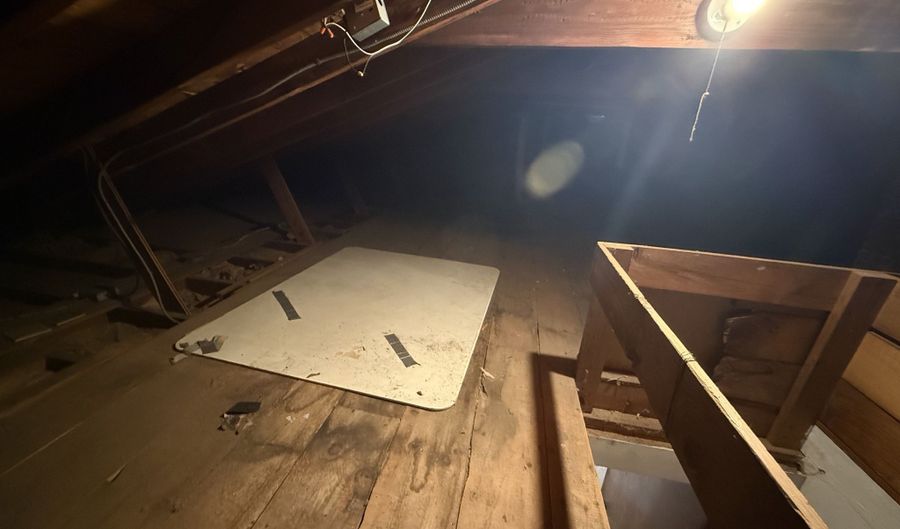 181 Sunset Dr, Ansonia, CT 06401 - 2 Beds, 1 Bath