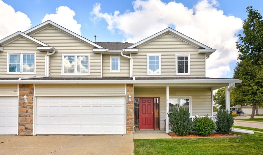 832 Red Hawk Way SE, Altoona, IA 50009 - 2 Beds, 3 Bath